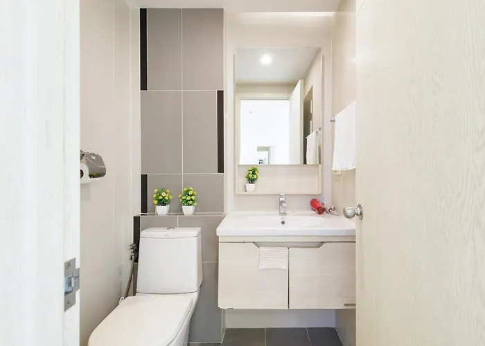 Luxury Onnutbtse9 40sqmt Netflix & Bts& Pool & Gym *